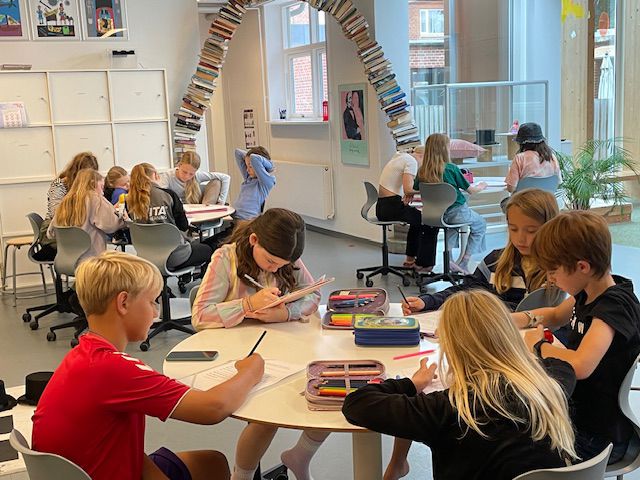 B rneskolen Bifrost I Herning H j Faglighed Og F llesskab B rneskolen Bifrost I Herning H j Faglighed Og F llesskab